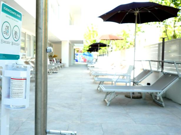 hotelmetropolitan fr offre-family-hotel-cesenatico-avec-piscine-pour-l-ete 012