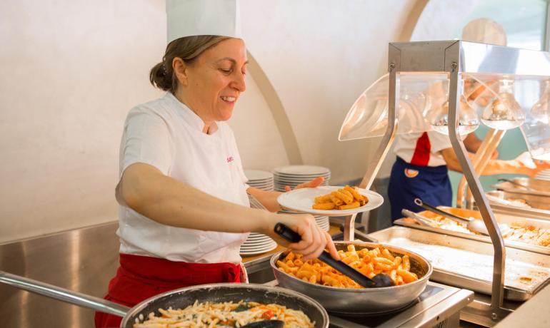 hotelmetropolitan it offerta-settembre-family-hotel-con-piscina-riscaldata-al-mare-a-cesenatico 004