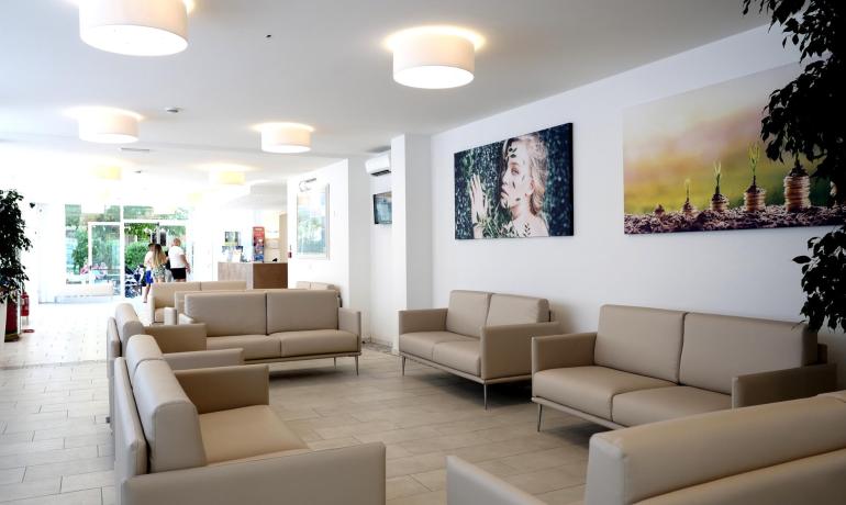 hotelmetropolitan en offer-for-august-in-cesenatico-in-all-inclusive-hotel-with-pool-1 006